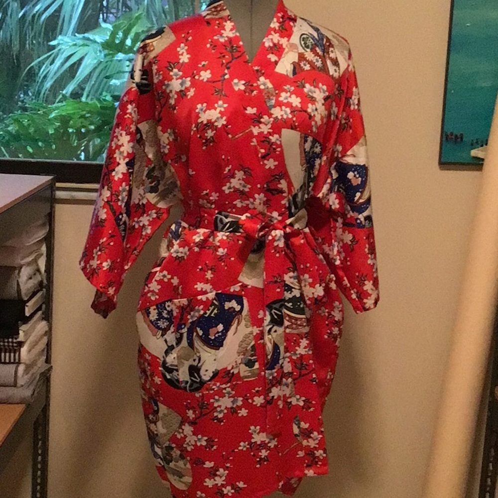 Kimono robe
